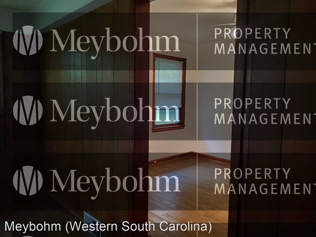 Building Photo - 3 br, 1.5 bath House - 1457 Columbia Highw...