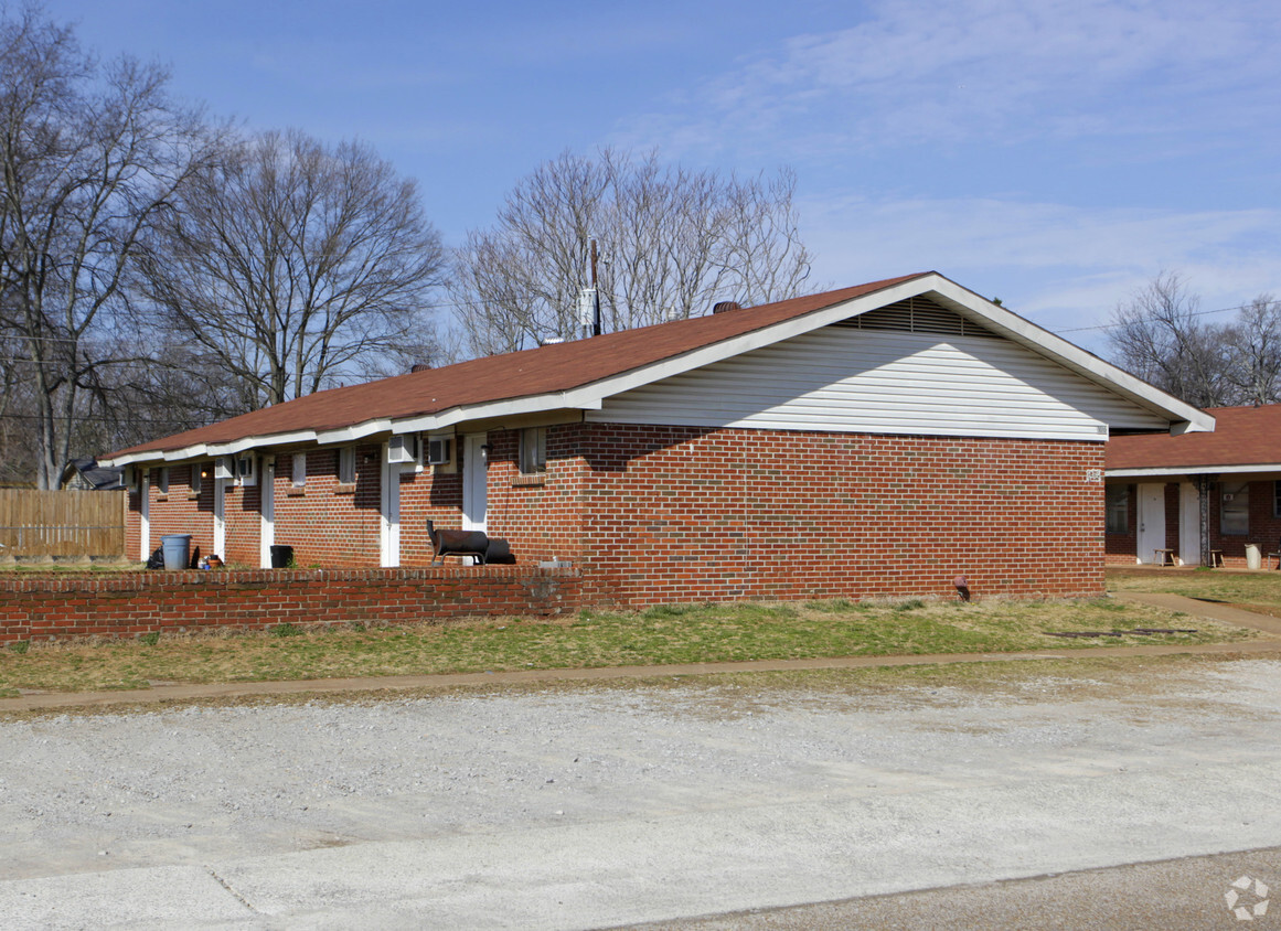Foto del edificio - 3000 Clopton St