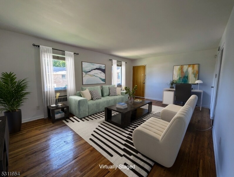 Foto principal - 14 Troy Dr