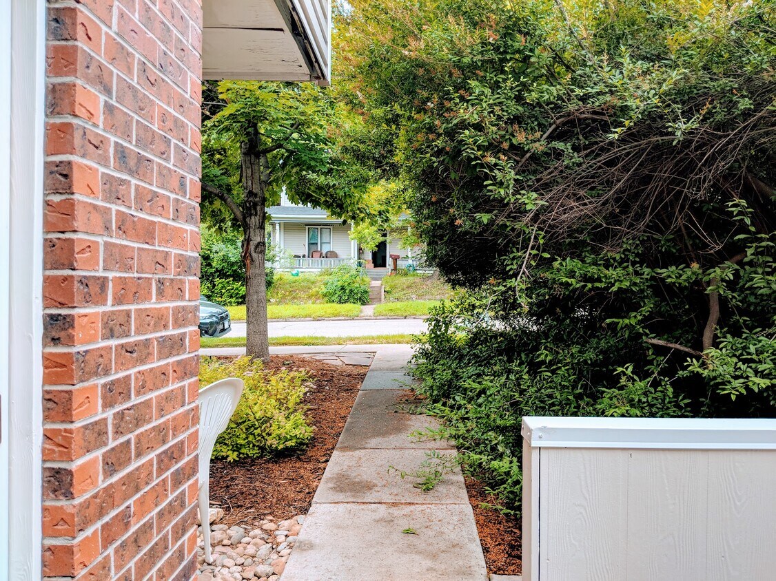 Foto principal - 1111 Maxwell Ave #123