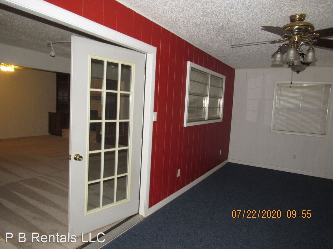 Foto del edificio - 3 br, 2 bath House - 7122 NW Woodland Place