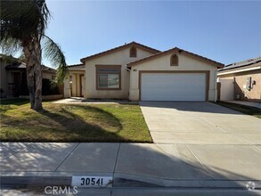 Building Photo - 30541 Sierra Vista Dr