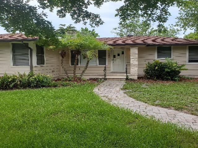 Primary Photo - NOW AVAILABLE! 2104 Datura St, Sarasota, F...