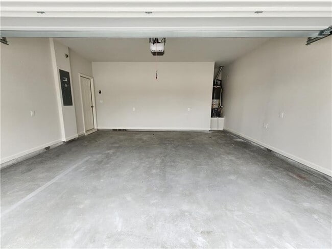 Foto del edificio - 2644 Poppy Ct