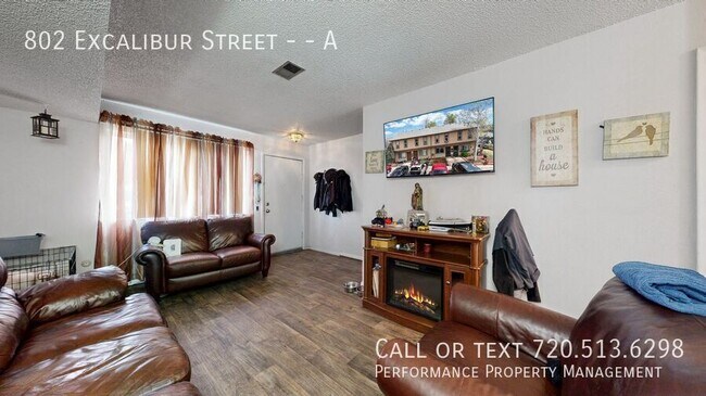 Foto del edificio - 802 Excalibur St