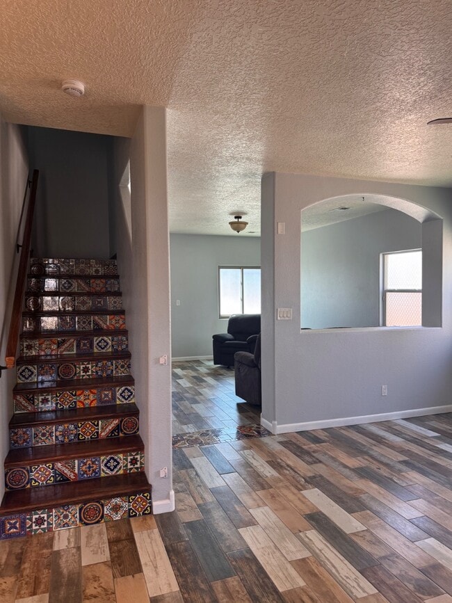 Building Photo - 624 Torretta Dr SW
