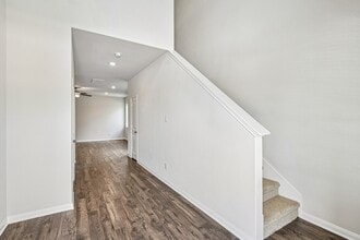 Building Photo - 2526 Green Jasper Dr