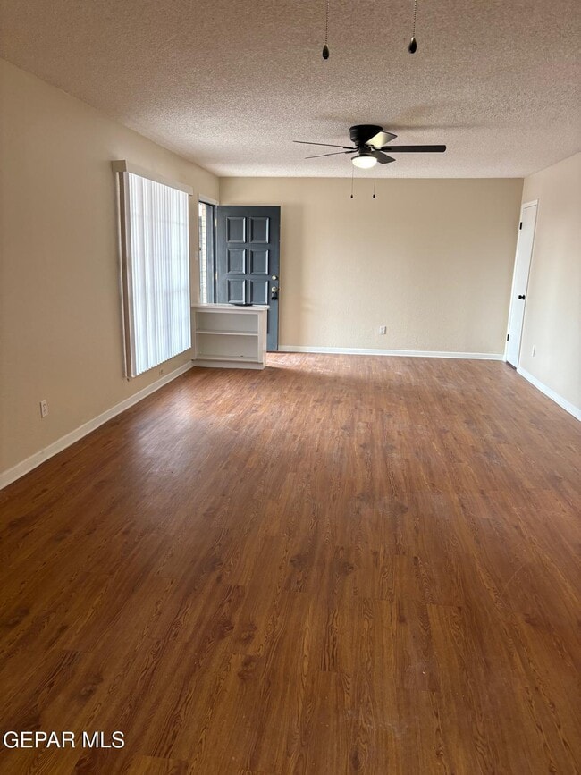 Building Photo - 7127 Orizaba Ave