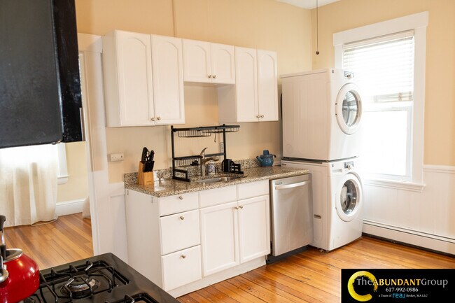 Foto del edificio - 133 Otis St