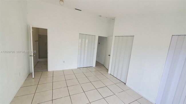 Foto del edificio - 18047 NW 41st Pl