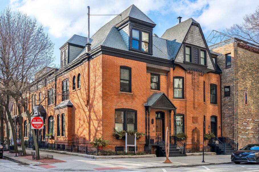 Primary Photo - 1728 N Wells St