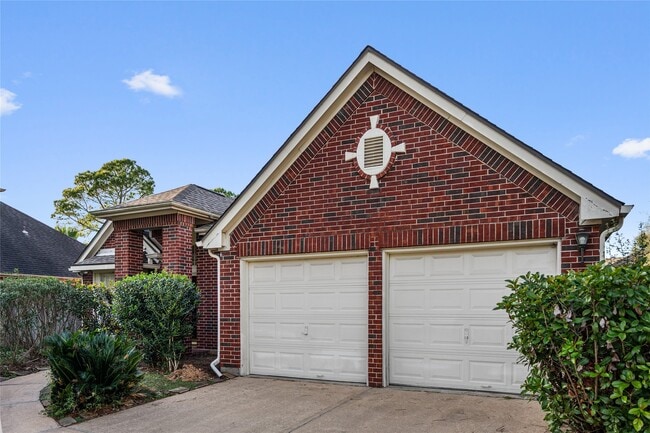 Foto del edificio - 1907 Heather Cove Ct