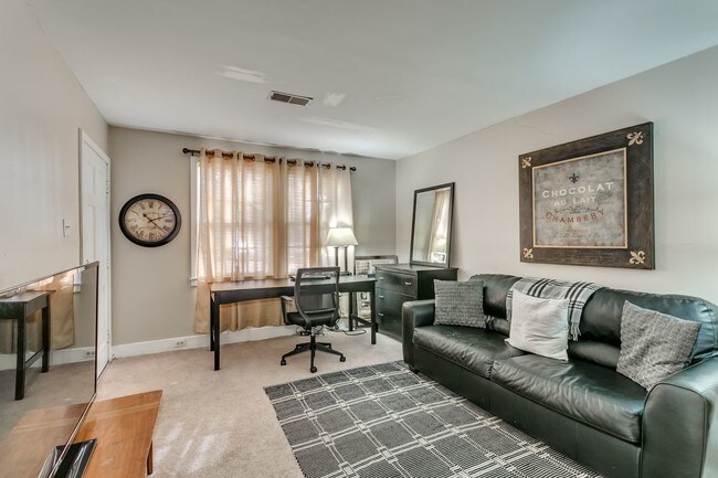 Foto del edificio - 1903 Hackberry Ln