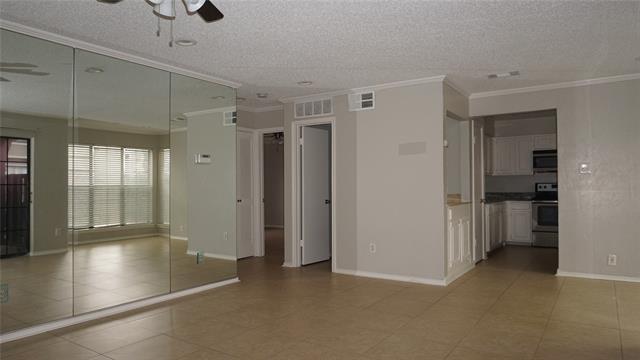 Building Photo - 2728 Copper Creek Dr