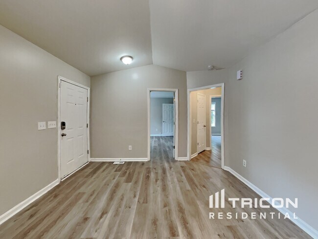 Building Photo - 1204 Poplar Ridge Rd