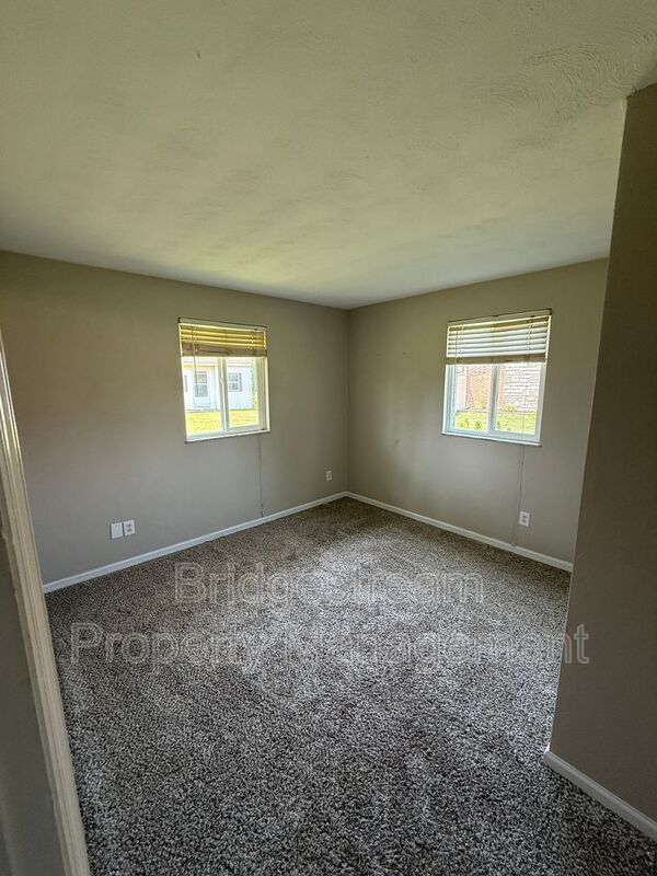 Foto del edificio - 3579 Timbrook Ct
