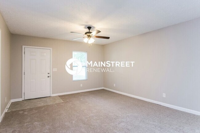 Foto del edificio - 2 Bedroom Pet-Friendly Home in Atlanta, GA with Main Street Renewal