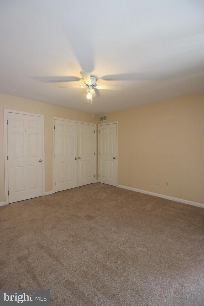 Building Photo - 1706 Random Stone Ct