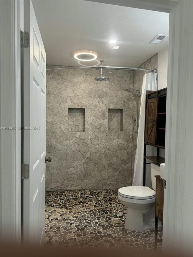 Building Photo - 16601 SW 149th Pl