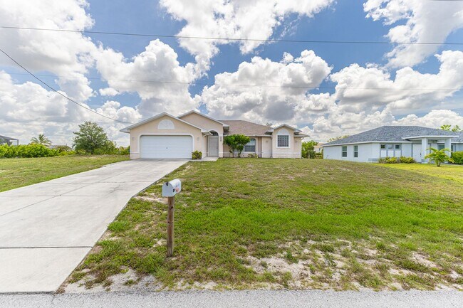 Foto del edificio - 3303 SW 8th Ct