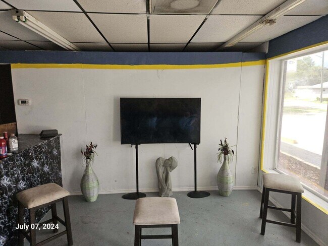 Foto del edificio - 4502 NW 6th St