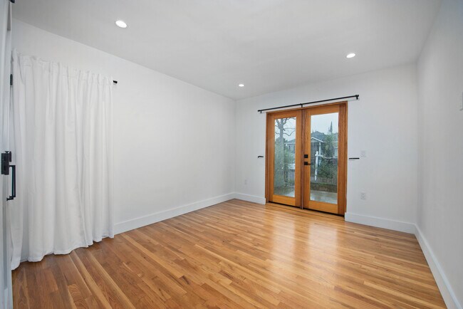 Building Photo - 17449 Bullock St