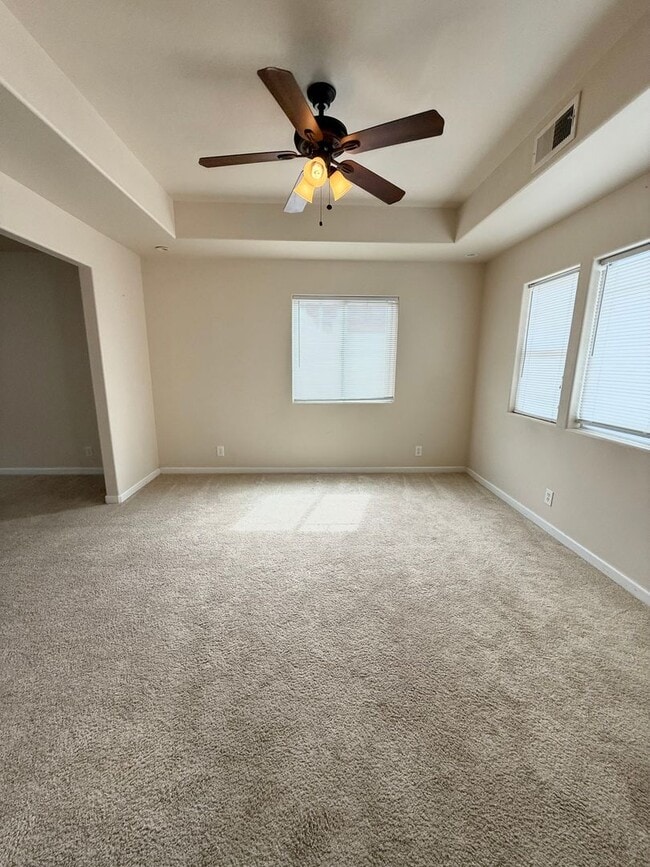 Foto del edificio - Beautiful 4 Bedroom 4.5 Bath Home COMING SOON!!!