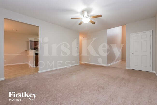 Foto del edificio - 5052 Pioneer Pkwy