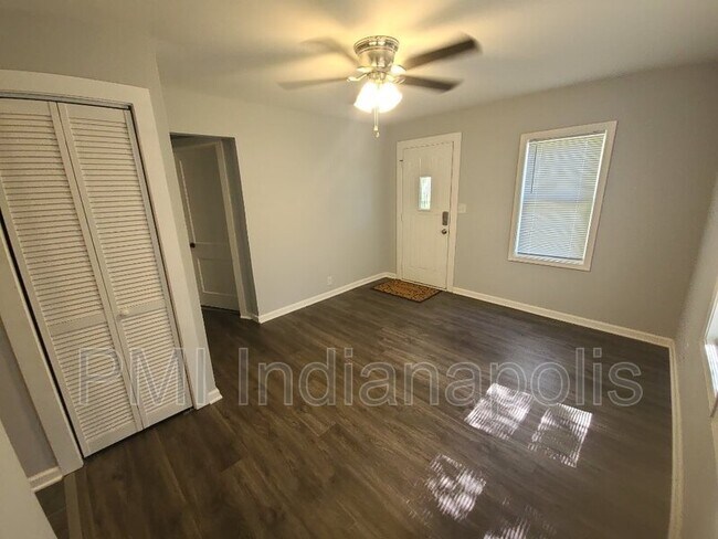 Foto del edificio - 1813 Walton St