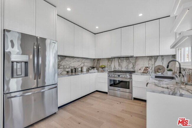 Foto del edificio - 133 S Linden Dr