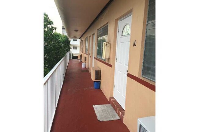Foto del edificio - 7720 Harding Ave