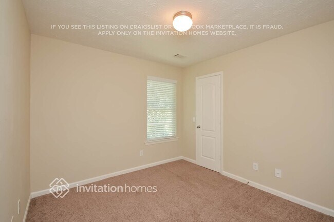 Foto del edificio - 1609 Deer Creek Ln