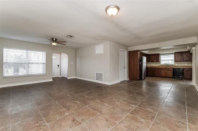 Foto del edificio - 9135 Richwood Ln