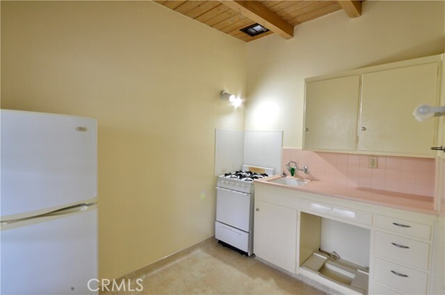 Building Photo - 440 Atascadero Rd