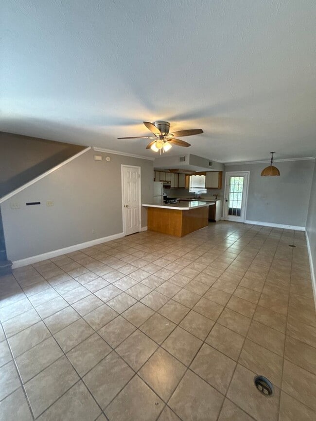 Building Photo - For Rent! Beautiful 2BA/1.5BR Townhome in Gulf Highlands!