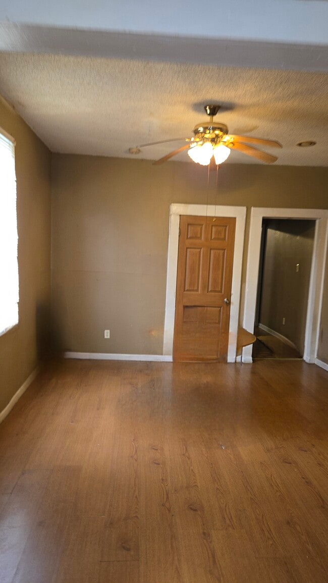 Foto del edificio - 3328 Frenchmen St