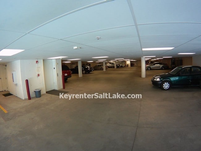 Building Photo - 11075 S Grape Arbor Pl