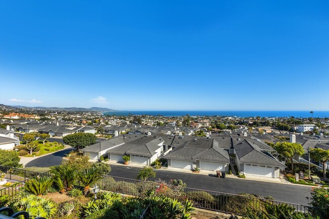 Building Photo - 24512 Alta Vista Dr