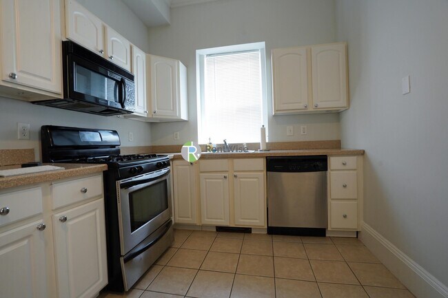 Foto del edificio - 722 E 6th St