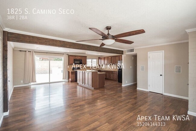 Building Photo - $1785- 3 Bed | 2 Bath Home with Private & ...