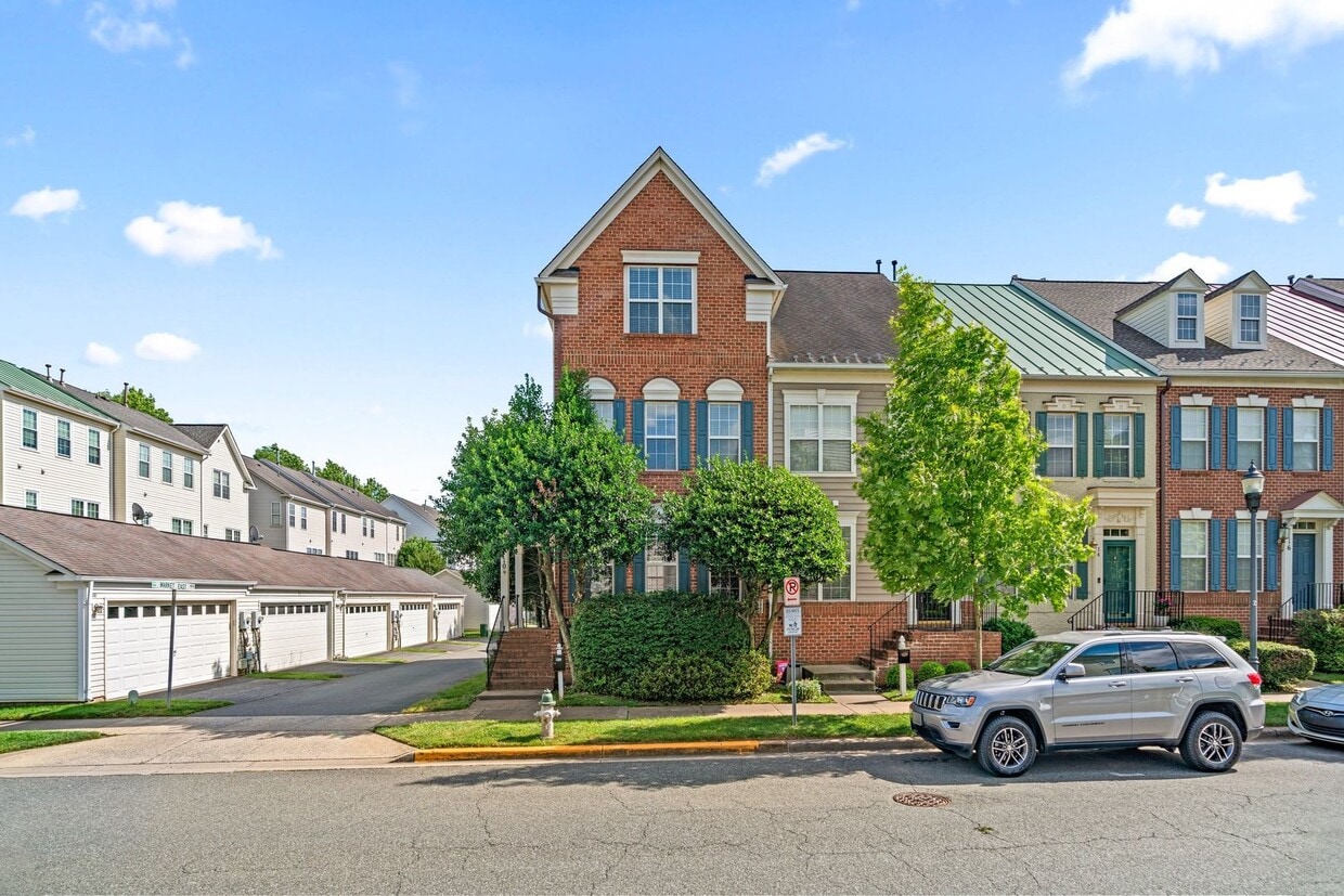 2 Bed 2.5 Bath - Lakelands Townhome - Deta... - 2 Bed 2.5 Bath - Lakelands Townhome - Deta...