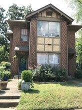 Building Photo - 1405 Kavanaugh Blvd