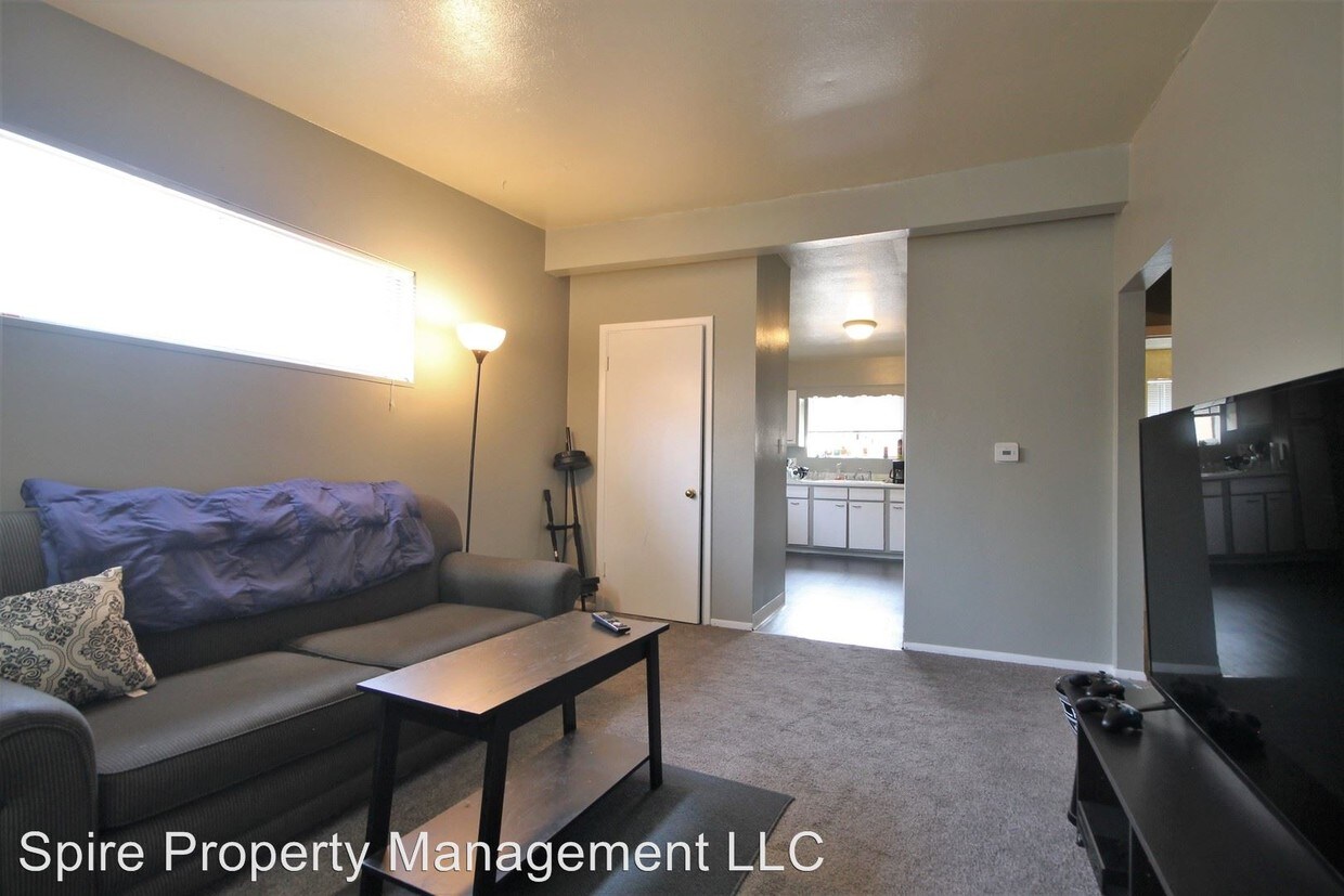 Primary Photo - 3041 W Hamilton Pl