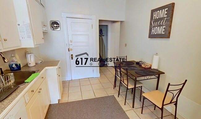 Foto del edificio - 1232 Beacon St