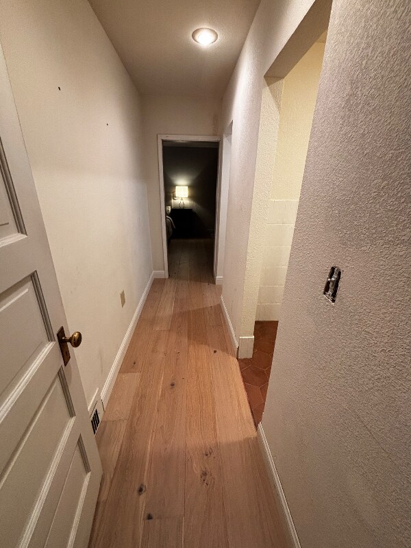 Foto del edificio - 9032 Howell Ln