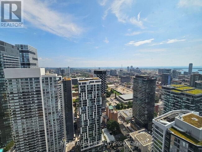 Building Photo - 82 Dalhousie St