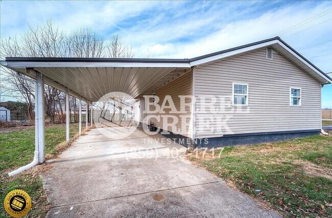 Foto del edificio - 103 Spring Valley Rd