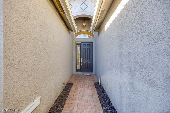 Building Photo - 6542 Marbella Dr