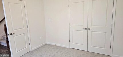 Building Photo - 156 Ironwood Ct