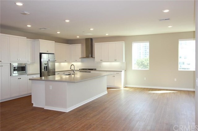 Building Photo - 186 Tribeca